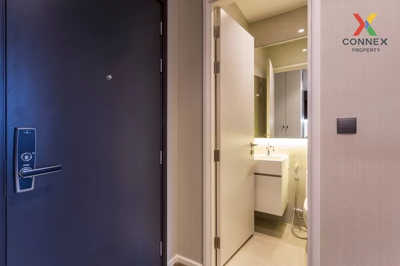 FOR RENT condo , Muniq Langsuan , Duplex , high floor , BTS-Ratch